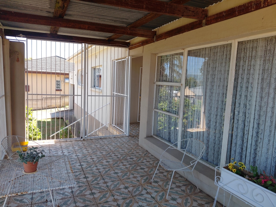 4 Bedroom Property for Sale in Van Riebeeck Hoogte Eastern Cape